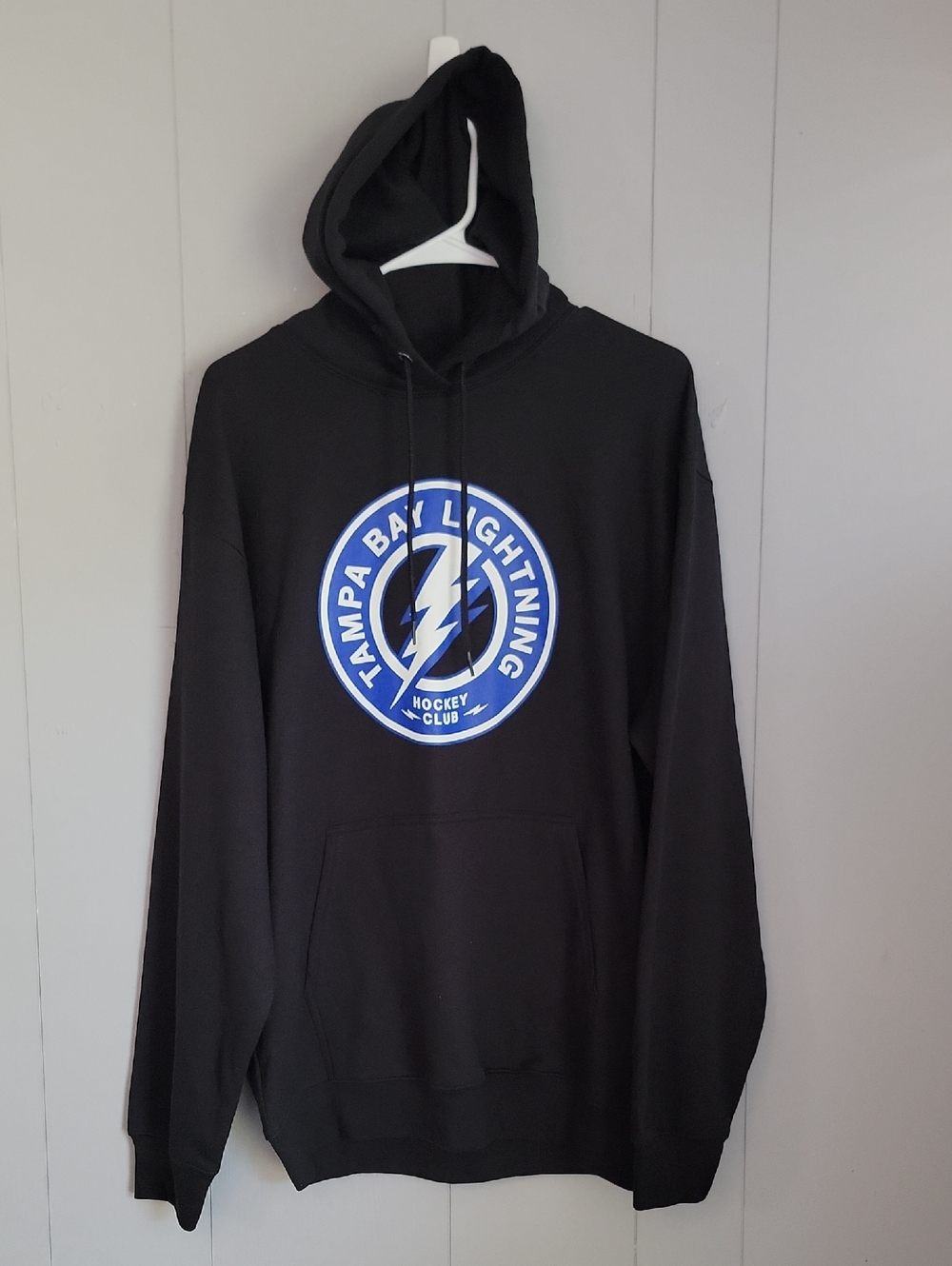 Tampa Bay Lightnings Pull Over Hoodie Men's Large Black Soft Long Sleeve